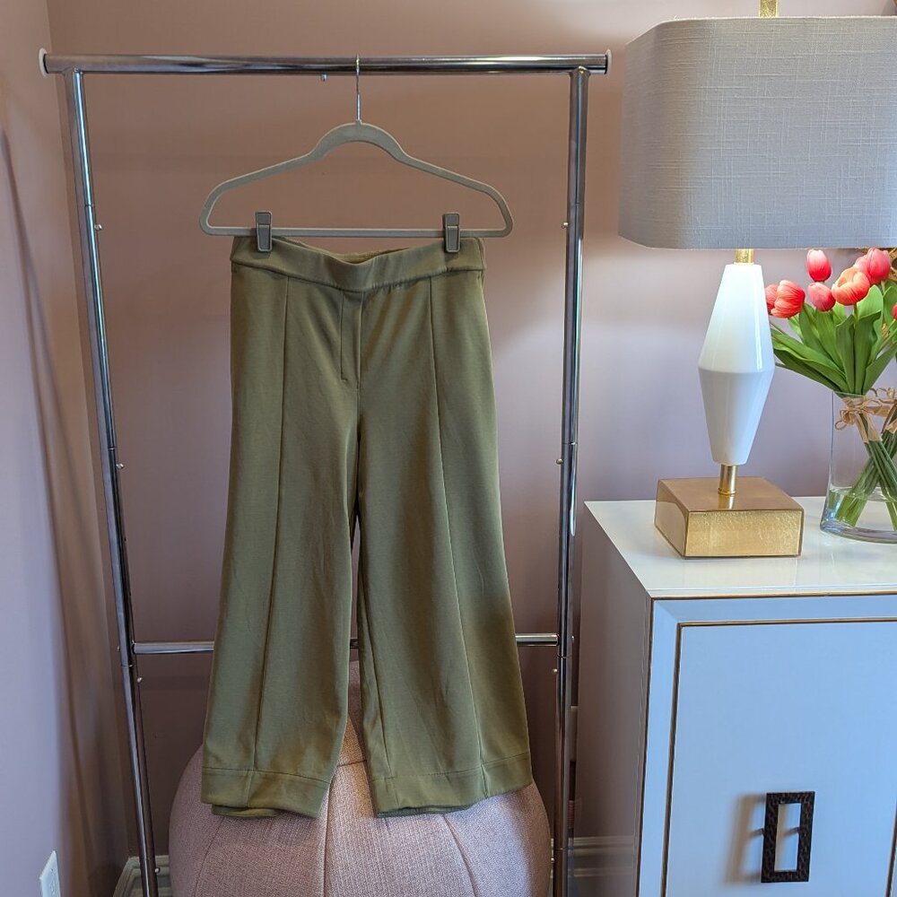 Lululemon Softstream High-rise Culotte (Size 8, Bronze Green)